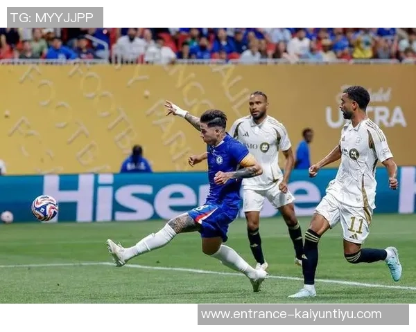 克卢日与特拉维夫马的精彩对决揭示足球战术与团队协作的魅力